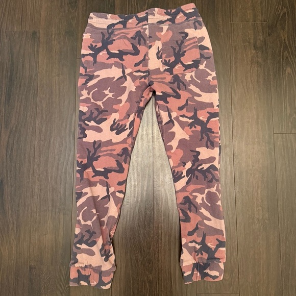 Free People Intimately Free Maroon Sand Combo Camouflage Joggers - Picture 2 of 5